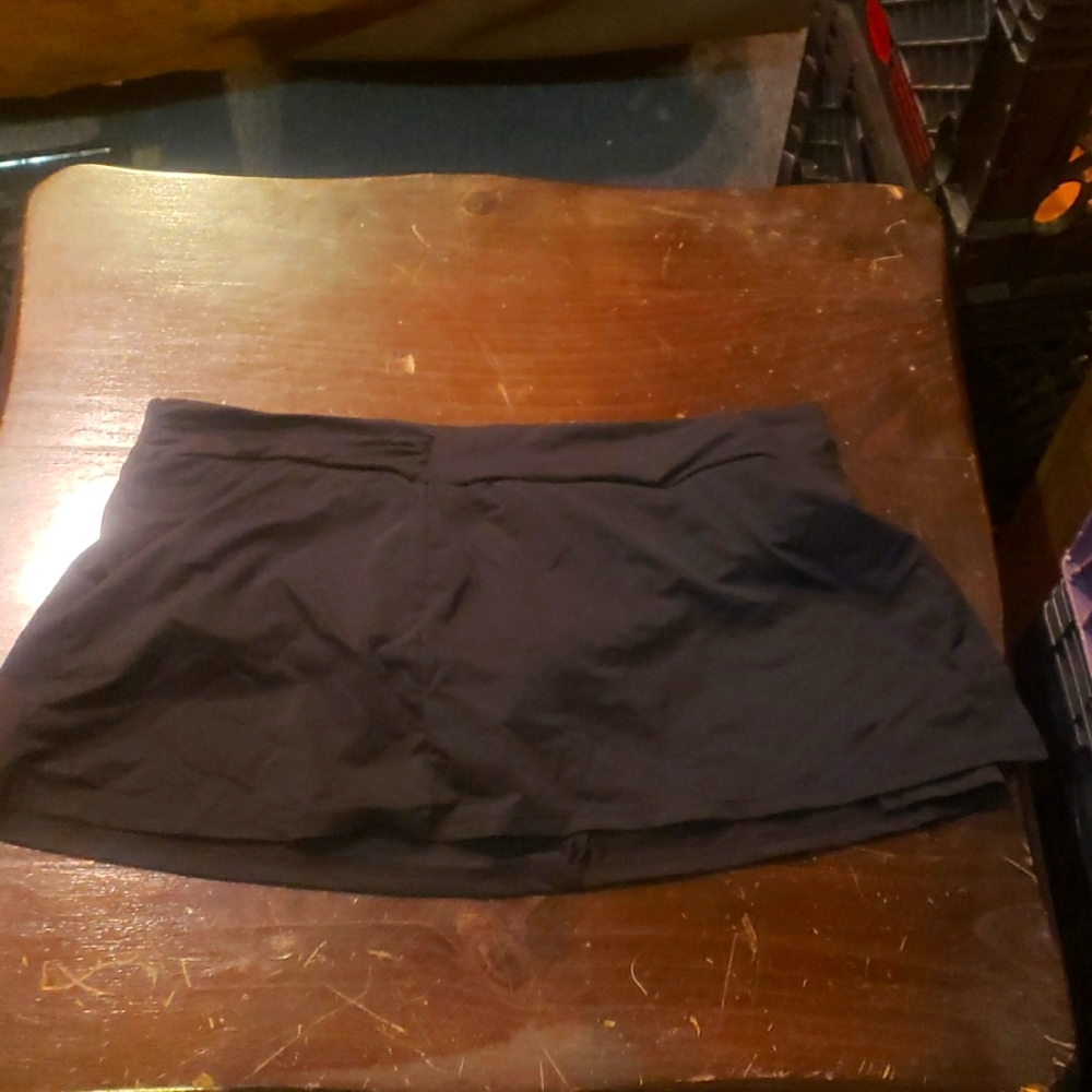 Athleta shorts size small